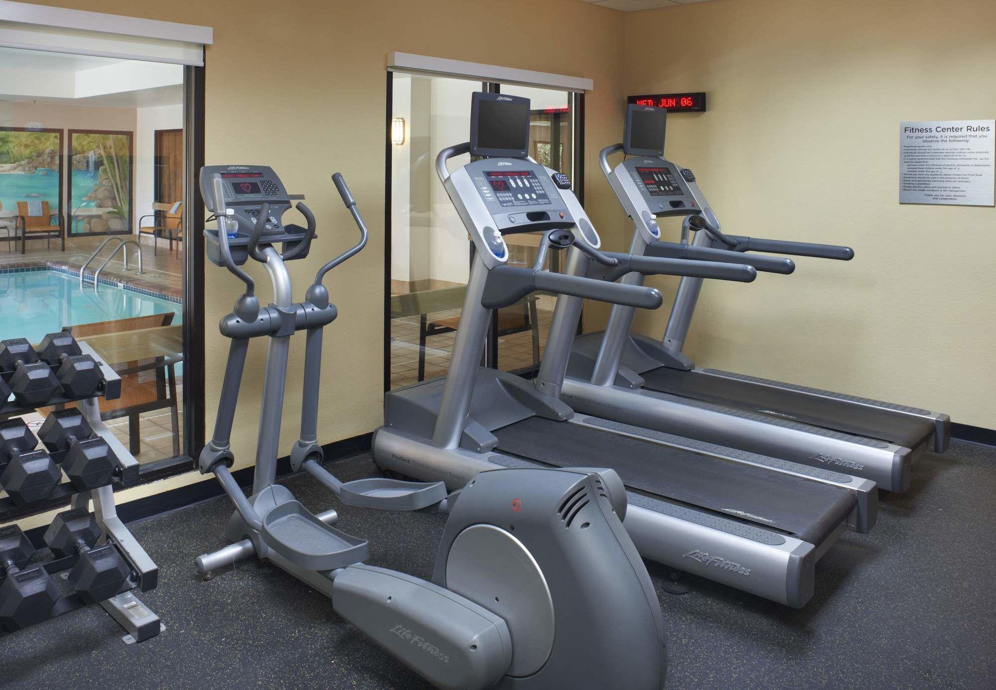 Courtyard Toledo Rossford/Perrysburg Ξενοδοχείο Εξωτερικό φωτογραφία