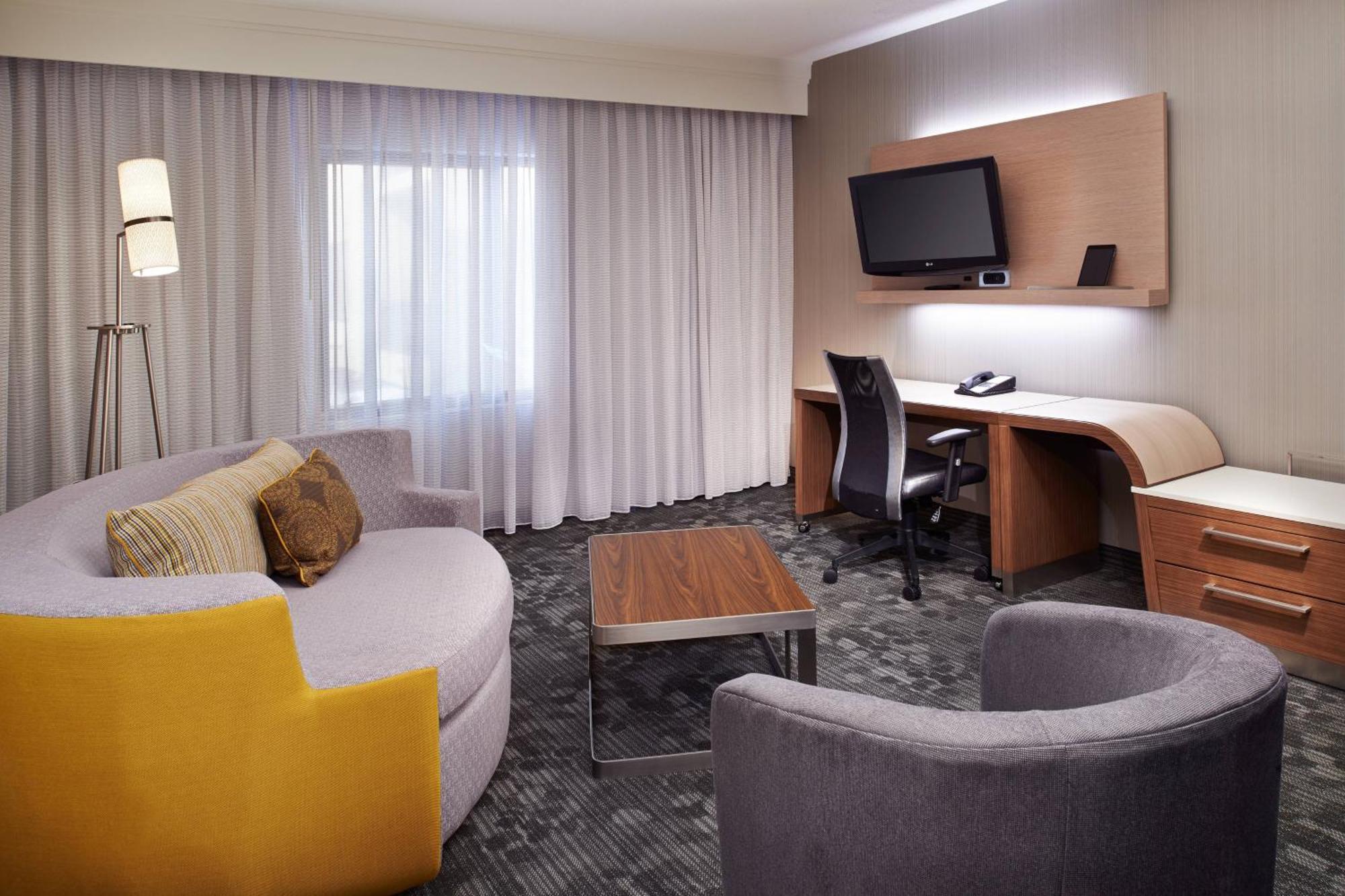 Courtyard Toledo Rossford/Perrysburg Ξενοδοχείο Εξωτερικό φωτογραφία
